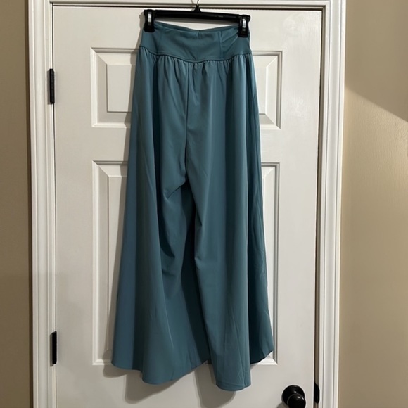 HALARA Breezeful High Waisted Palazzo Split Wide Leg Pants - Picture 5 of 6